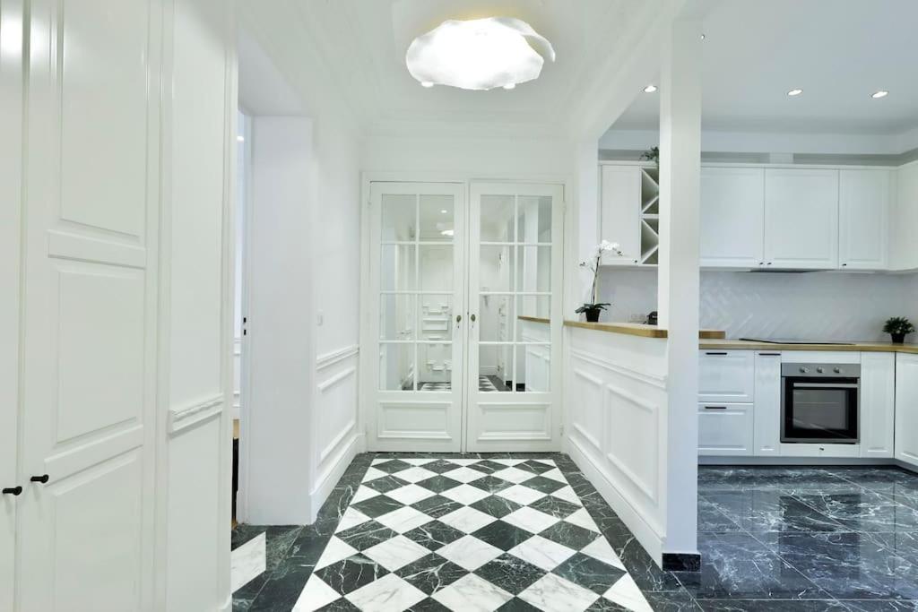 Appartement Magnifique 6p - Auteuil/michel Ange *